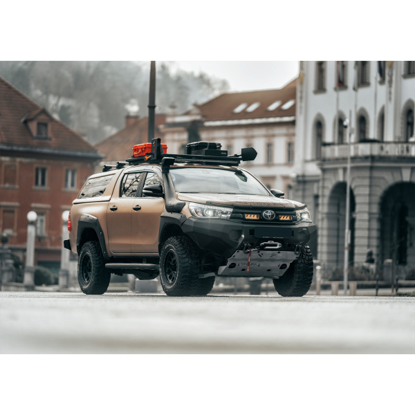 Parachoques RIVAL para Toyota Hilux 2015-2020; 2018-2020; 